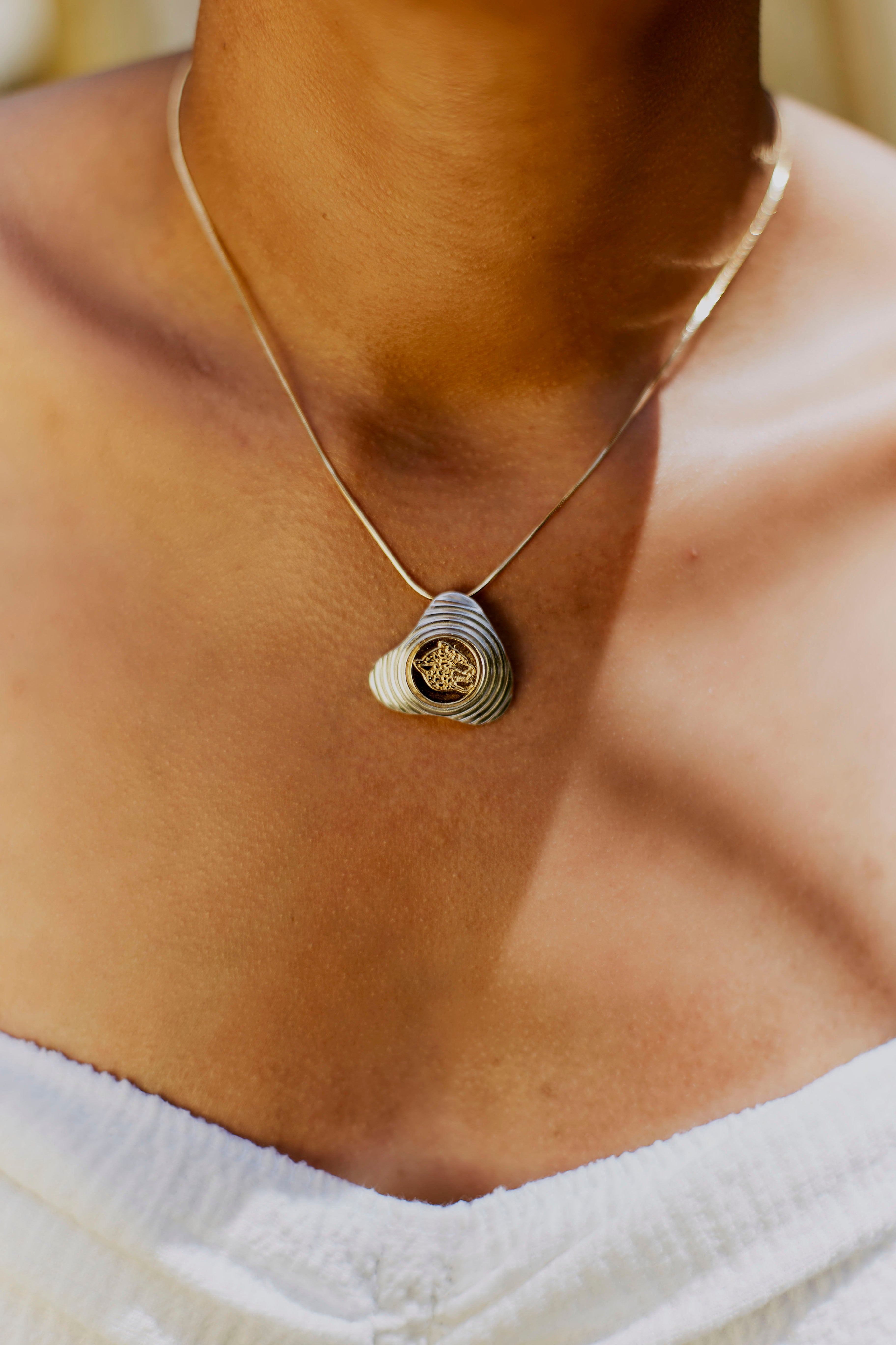 Pingente Jaguar Prata