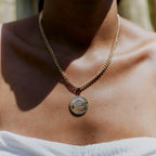 Colgante Moneda Dorado