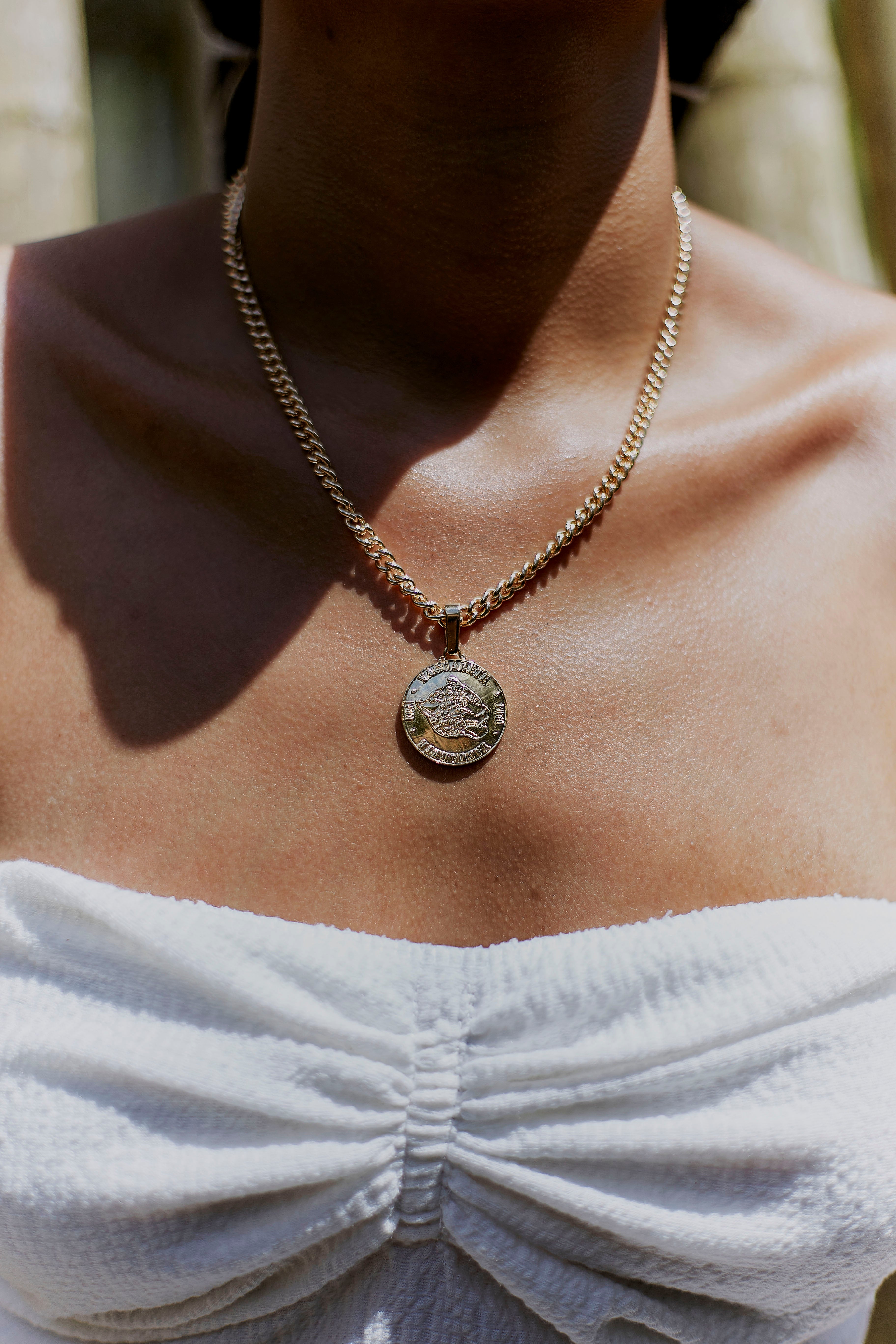 Pingente Moneda Dourado